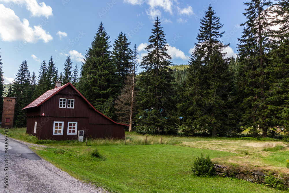 Beautiful house/cabin in Krkonose mountains in Czech republic

