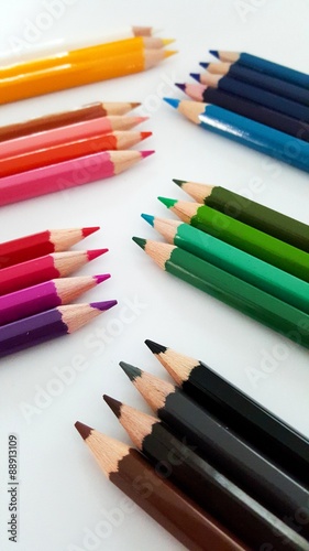 Systematic Display of Color Pencils Set