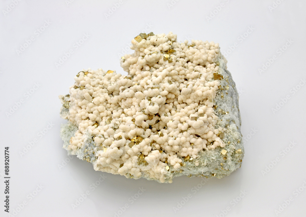 Pyrite with a beautiful shell of calcite Pyrite with a beautiful shell of calcite