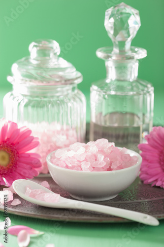 spa aromatherapy with pink salt gerbera flowers