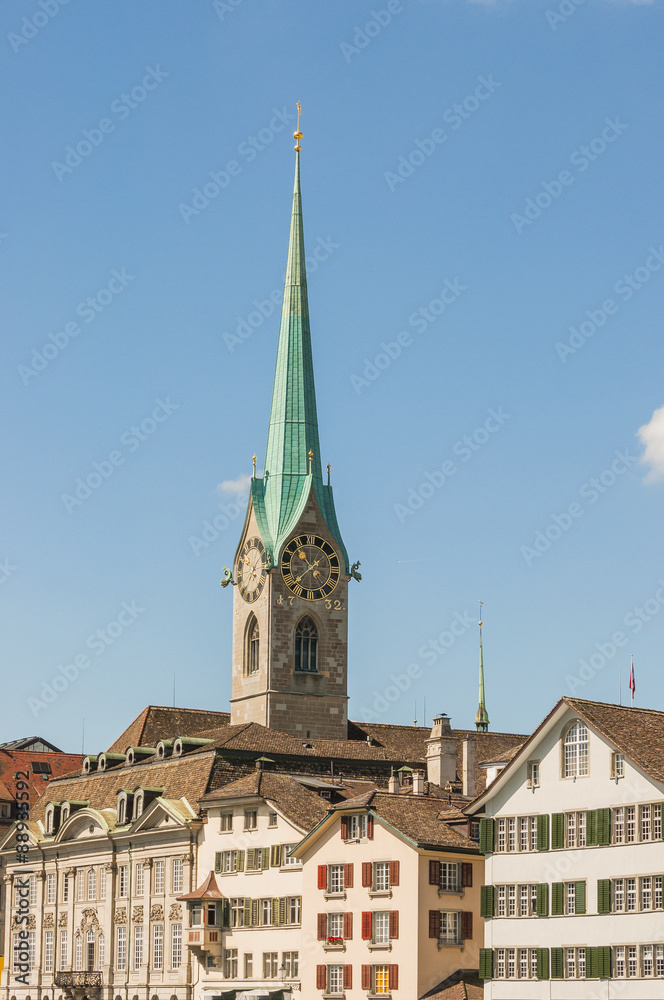 Zürich, Stadt, Altstadt, Fraumünster, Kirche, Kirchturm, Stadthausquai, Limmat, Schweiz
