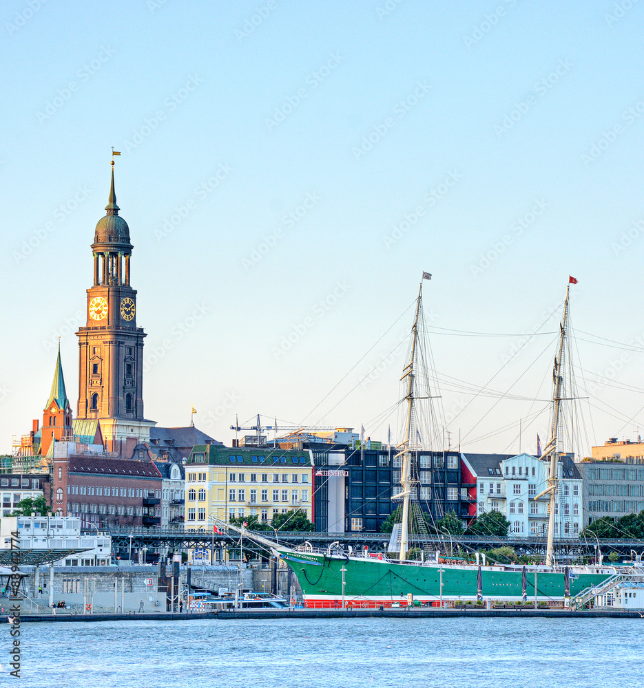 Fototapeta premium Hamburg Elbufer