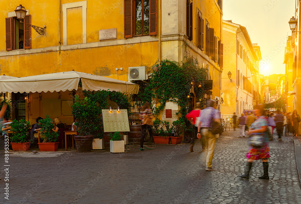 Obraz premium Old street in Trastevere w Rzymie, Włochy
