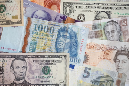 Currencies Währungen Euro Dollar Pound Sterling Banknote 1 photo