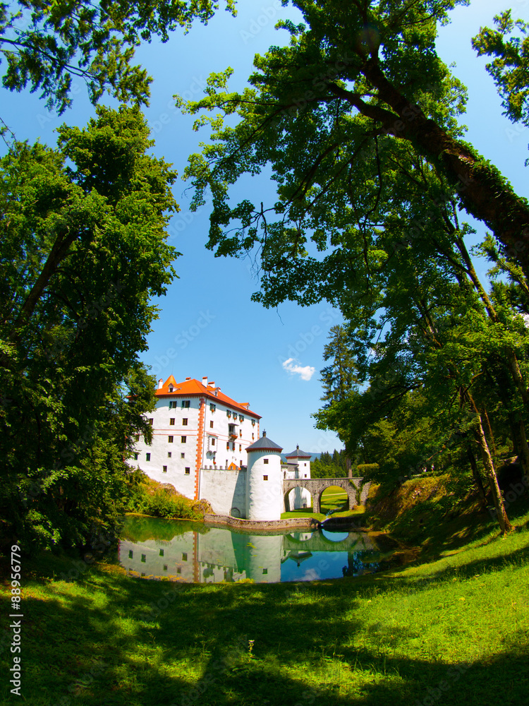 Sneznik Castle