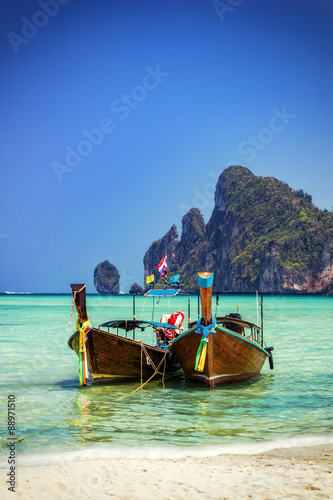 Boat in Phuket Thailand © Netfalls