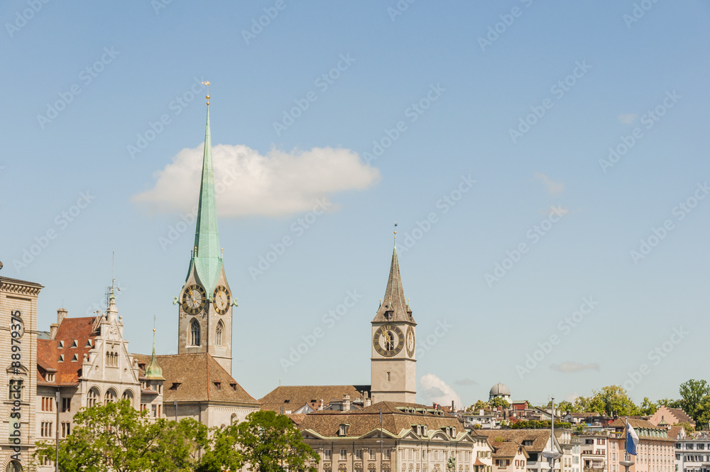Zürich, Altstadt, Stadt, Sankt Peter Kirche, Kirchturm, Fraumünster, Münsterbrücke, Limmat, Schweiz