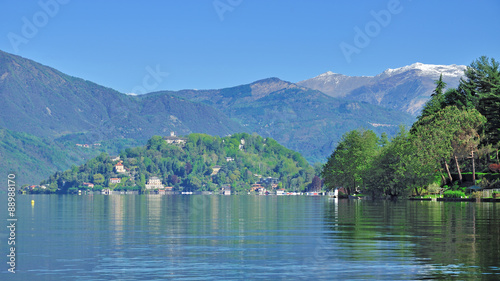 der Ortasee im Piemont mit Blick auf Orta San Giulio,Italien