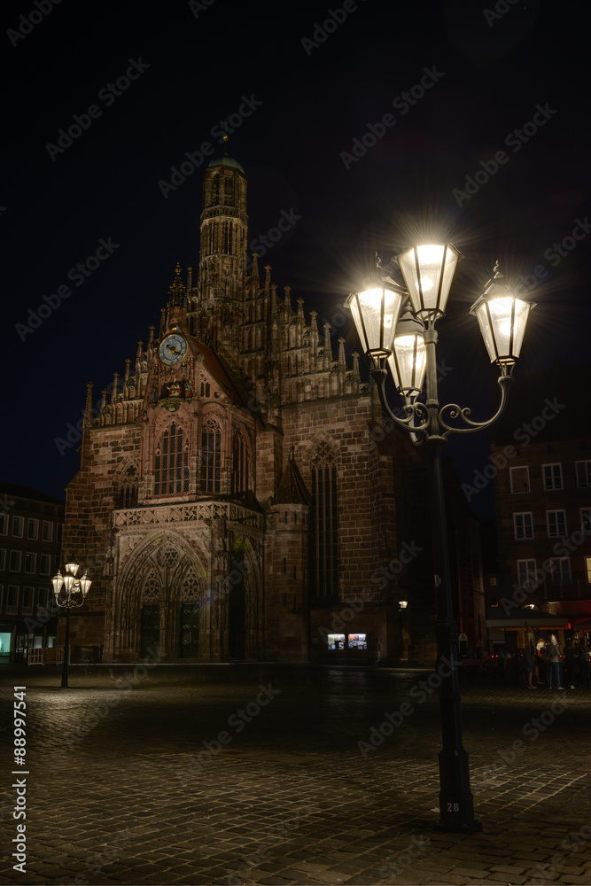 Night shot of Church of Our Lady (Frauenkirche), with street lamp in foreground.Nuremberg, Germny 