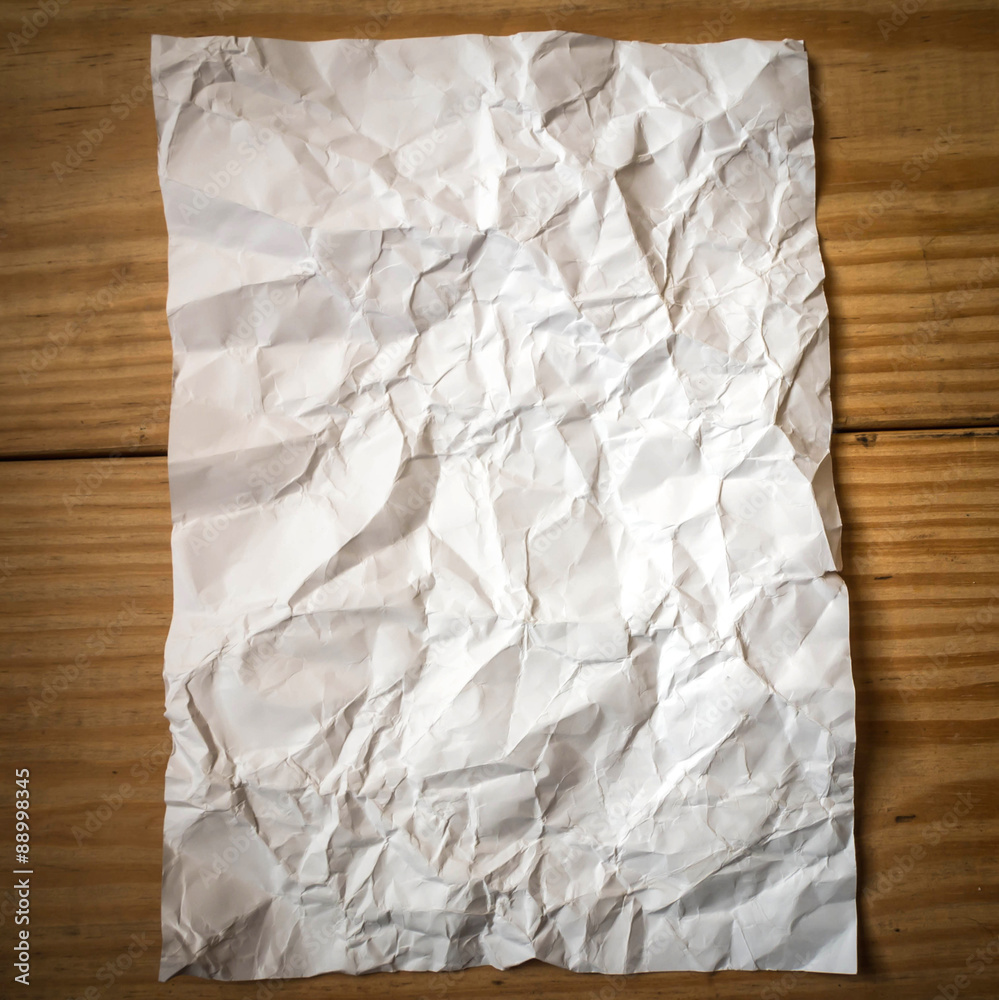 Obraz premium White crumpled paper