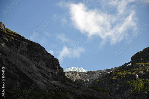 Gletscher des Jostedalbreen hoch am Berg bei Lunde Norwegen photo