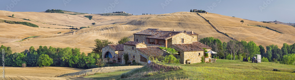 farm in Tuscany in the morning 