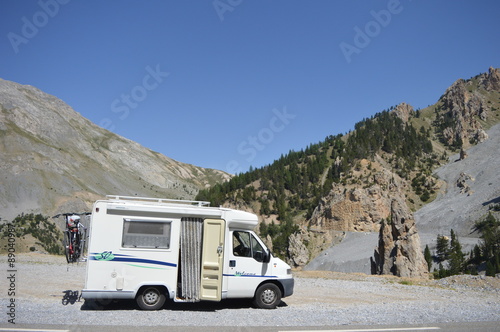 camper op Col d'Izoard photo