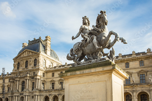 Canvastavla Sculpture of Louis XIV in Paris