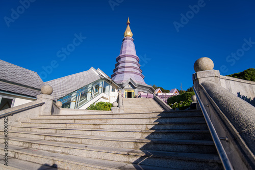 Phra Maha Dhatu Nabha Metaneedo photo