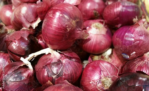 Red Onions at a produce stand