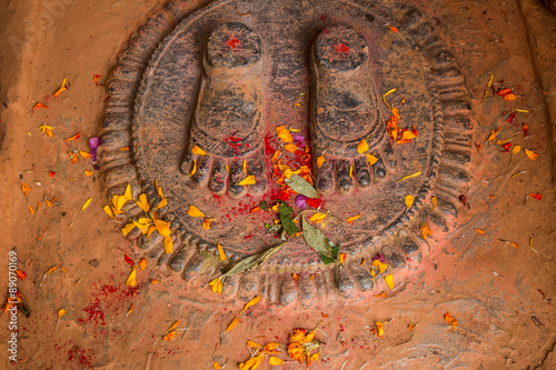 Canvas Print Stone foot symbol