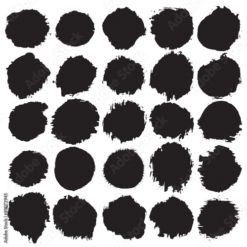 Grunge circles set