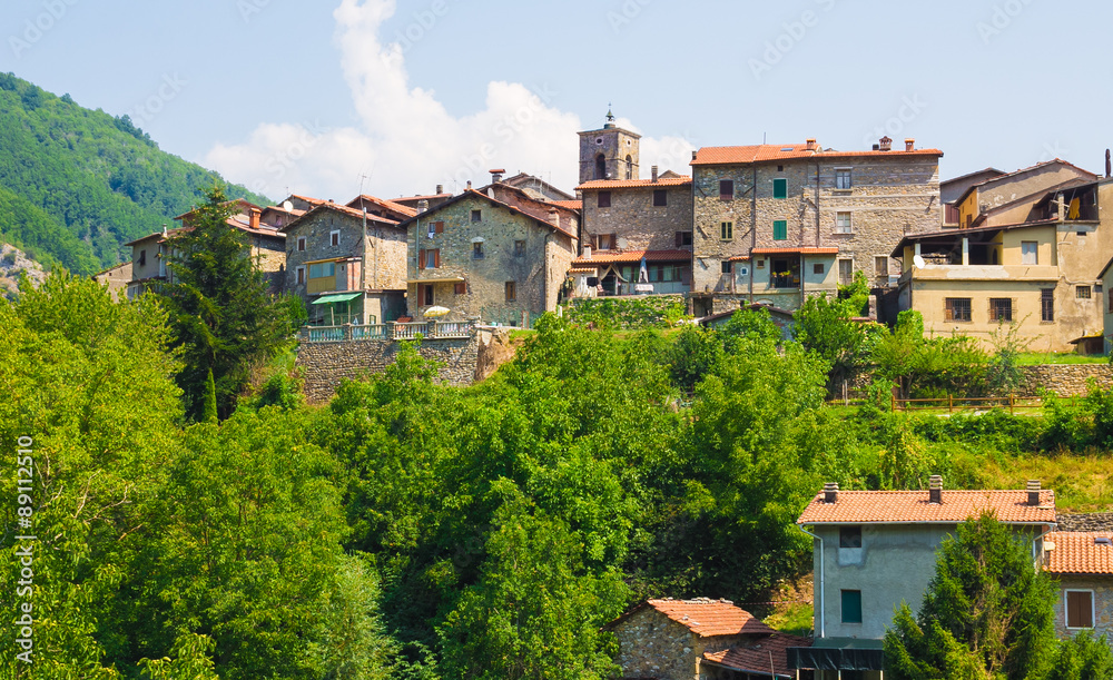 Antico borgo di Vagli Sotto in Garfagnana