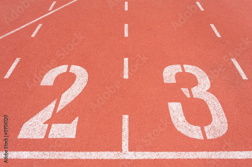 Obraz na płótnie Athletics track lane number two and three w salonie