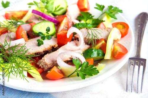 Vegetable salad with meat