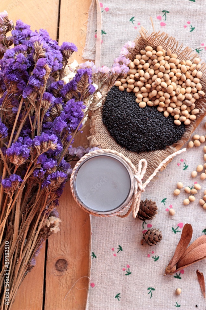 Soy milk mix black sesame with soybean seed and black sesame see Soy milk mix black sesame with soybean seed and black sesame see