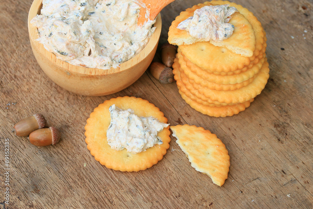 tasty tuna crackers tasty tuna crackers