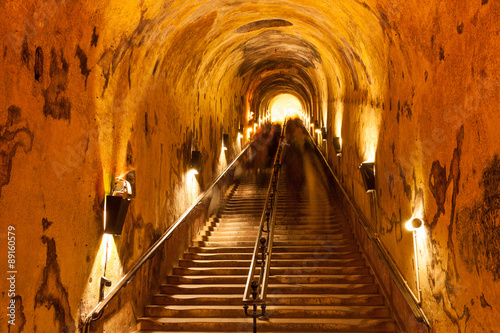 Valokuva Way up from the ancient chalk cellars (crayeres) used for aging millions of bott