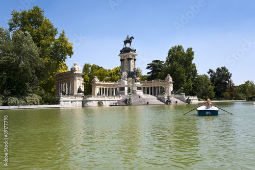 Retiro Park Madrid Parque del Retiro Denkmal Alfonso XII. 