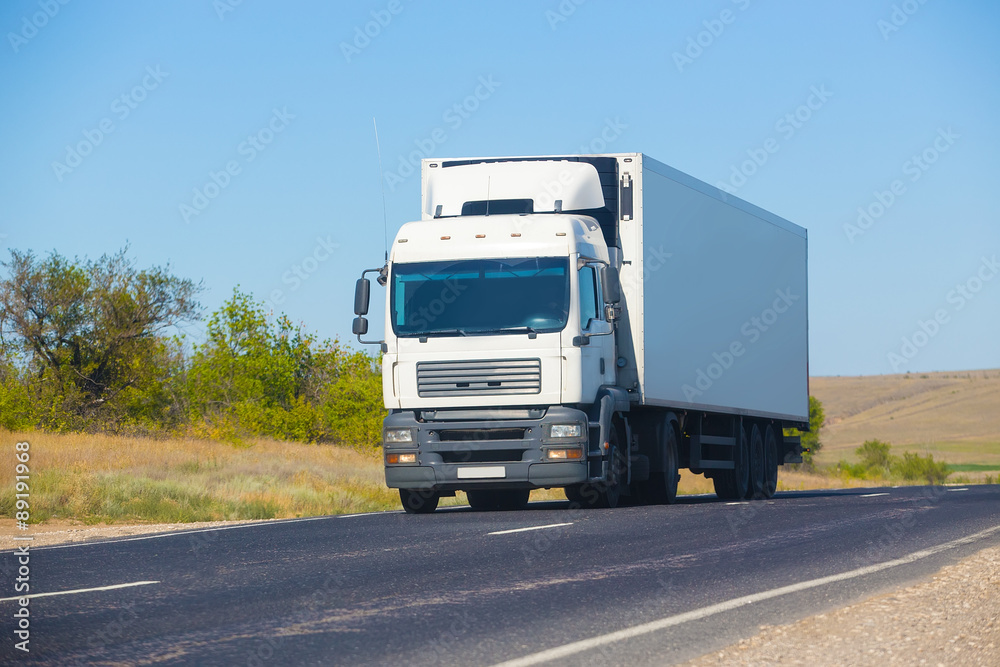 truck goes on the highway truck goes on the highway