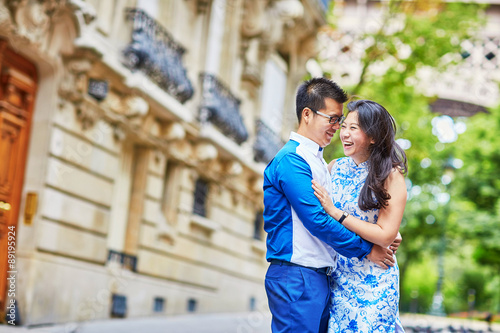 Young romantic Asian couple in Paris, France © Ekaterina Pokrovsky