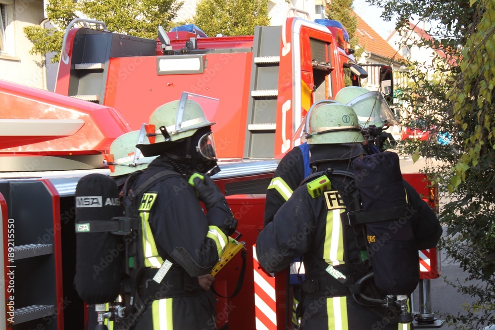 Obraz premium Feuerwehr im Einsatz 112