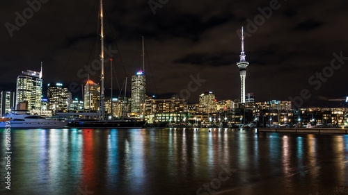 auckland the capital of new zealand with its impressive skyline
