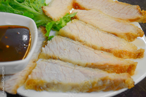 grilled pork slice served with spicy sauce