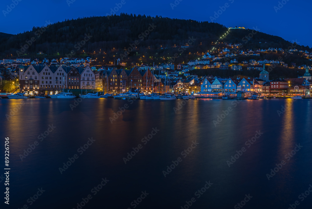 Naklejka premium Bergen City, Norway, at Twilight. 