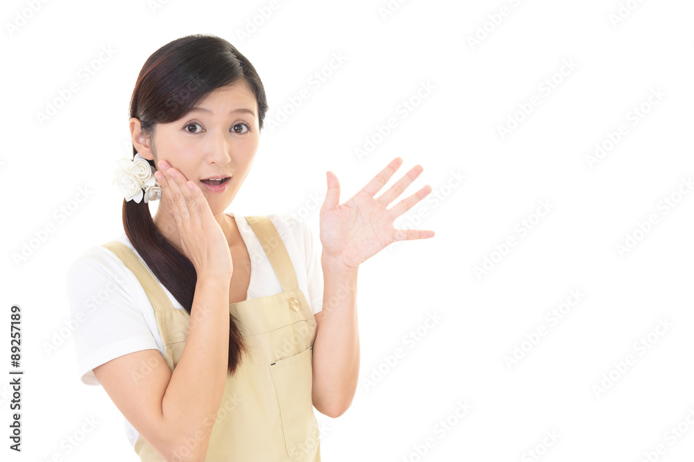 驚いた表情の女性 驚いた表情の女性