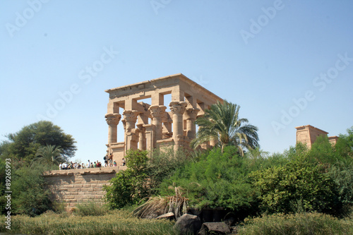 Ohilae: Edicola e colonnato al tempio di Isis