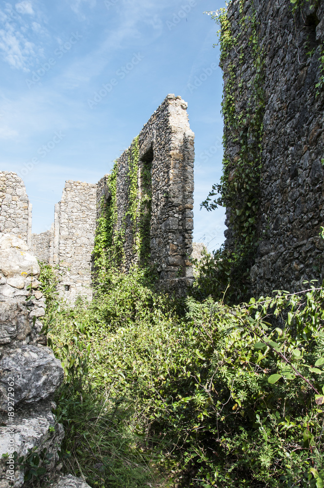 Fototapeta premium Edifícios antigos e abandonados