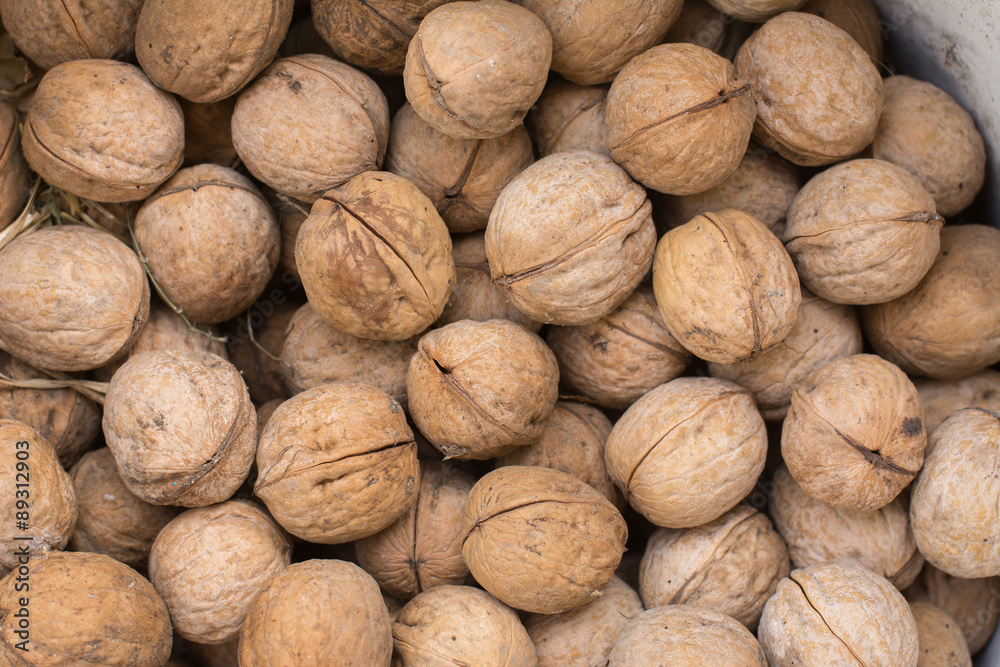 walnuts walnuts