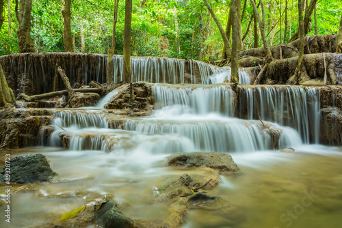 Fototapeta Naklejka Na Ścianę i Meble -  Huai Mae Khamin waterfall in  Kanchanaburi province, Thailand