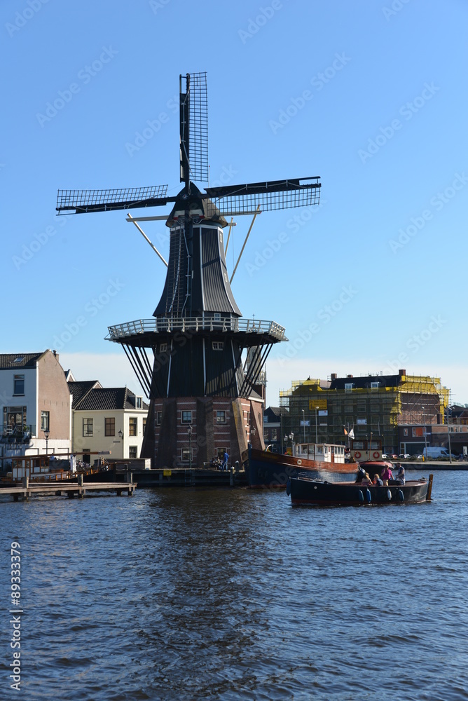Ταπετσαρία Nice mill on the water, Haarlem