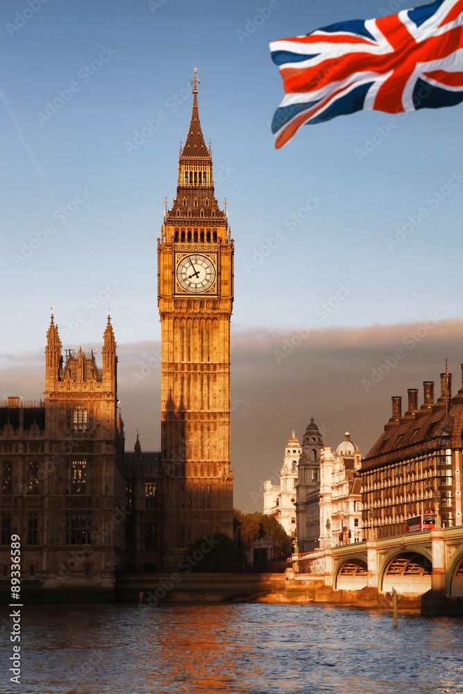 Fototapeta premium Big Ben with flag of England, United Kingdom