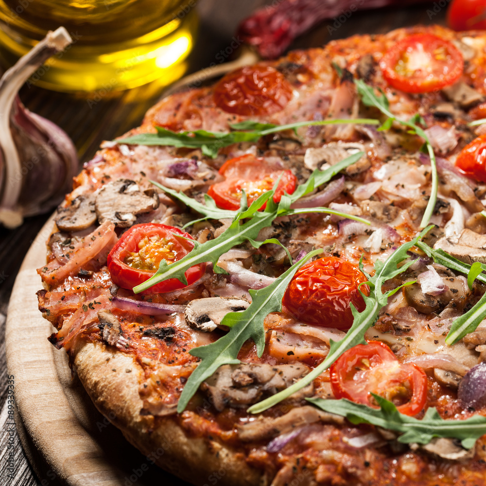Pizza with bacon and mushrooms Pizza with bacon and mushrooms