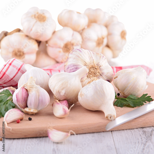 garlic on board