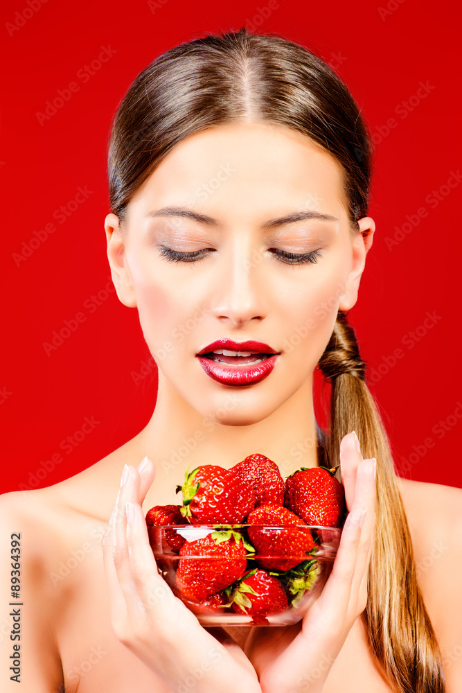 fresh berries fresh berries