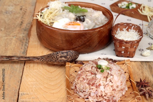 Brown rice porridge put pork and brown rice with soft-boiled egg