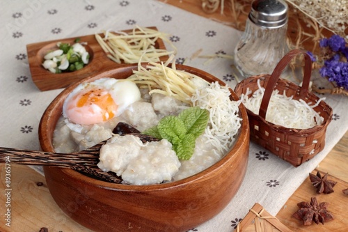 Brown rice porridge put pork and soft-boiled egg of delicious.