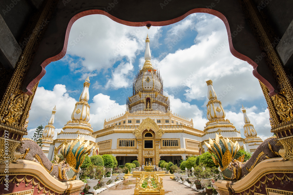Phra Maha Chedi Chai Mongkol at Roi Et Province, Thailand.