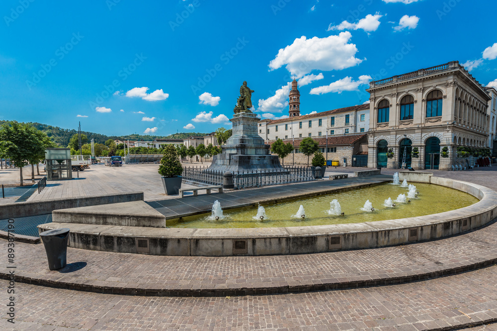 Naklejka premium Francois Mitterrand Square in Cahors, France
