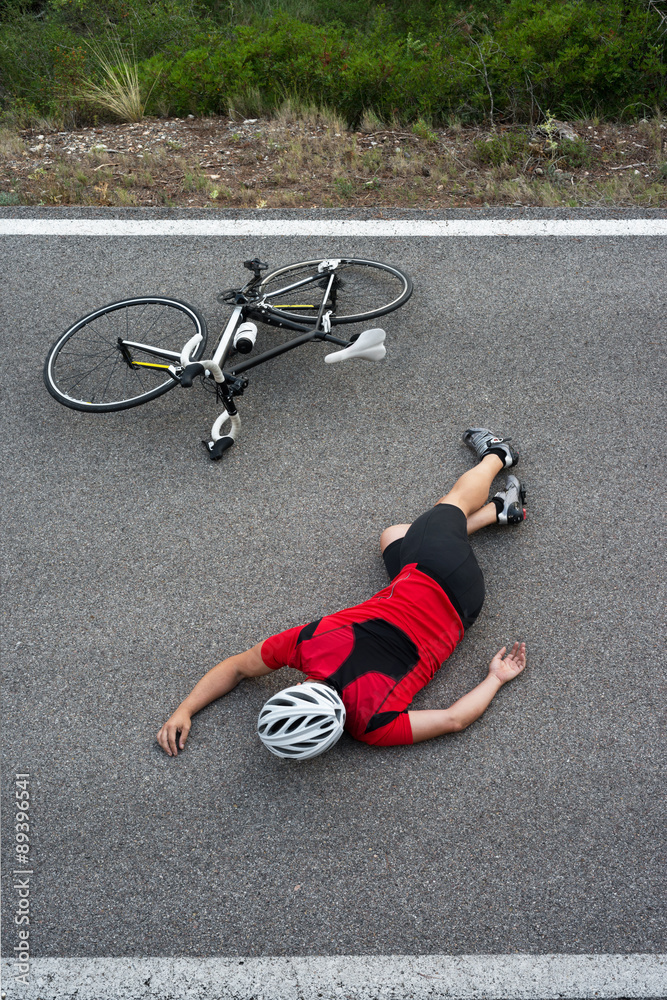 Fototapeta premium Cycle accident in the road